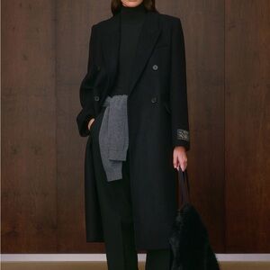 Aritzia Babaton Constant Double-Breasted Women's Coat Luxe Wool